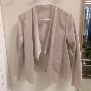 BB Dakota reversible blush drape jacket